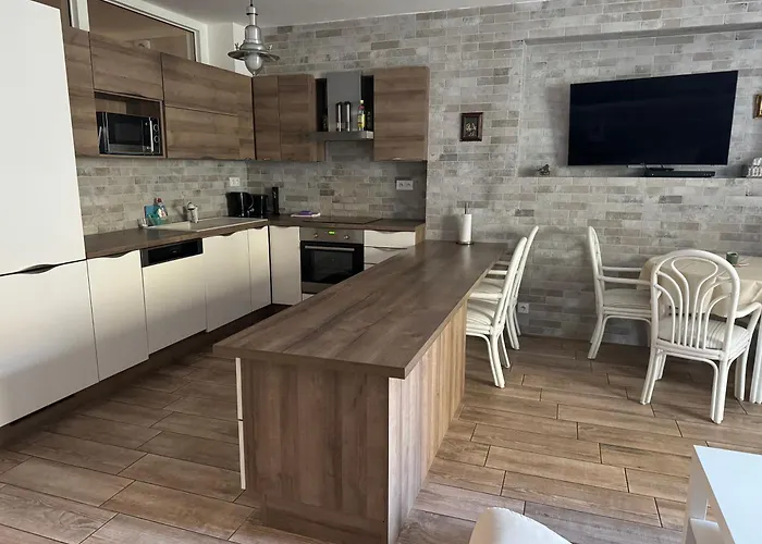 Apartman S Garazi A Balkonem